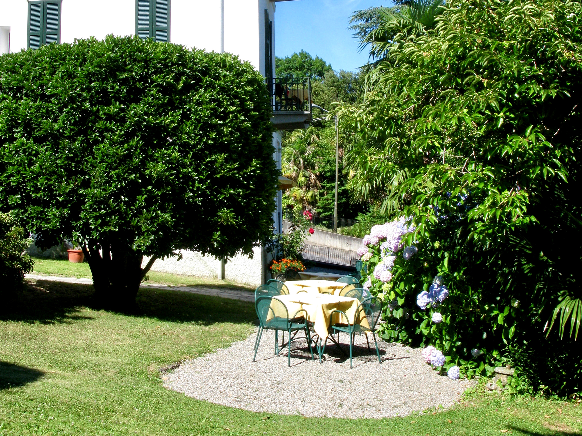 Hotel Loveno: Lake Como Italy accommodation_ garden corner