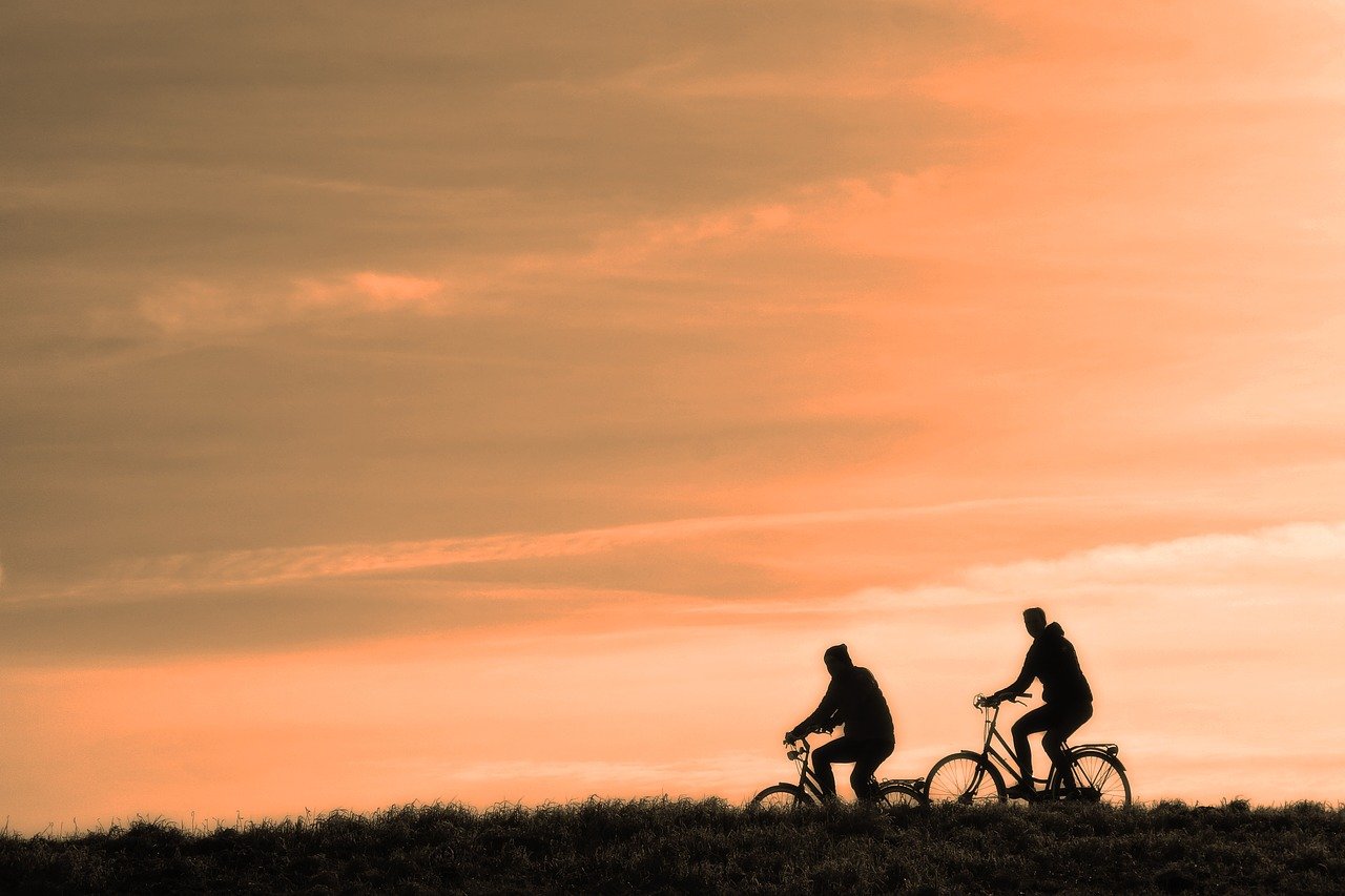 cyclists at the sunset_cycling with family